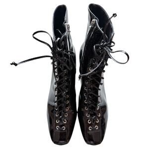 Schutz Kika Black Patent Lace-Up Ankle Boots – Square Toe Block Heel Size 9.5